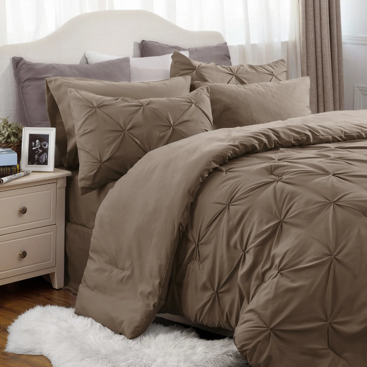 7PCS King Size Pintuck Comforter Set | Bedsure Cloud Soft Hotel Quality All Season Bedding